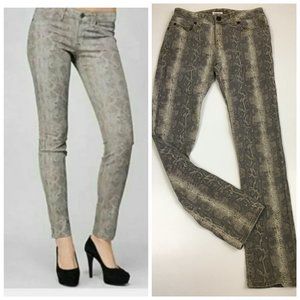 SILENCE + NOISE Urban Outfitters 5 Pocket Python Print Twig Skinny Jeans